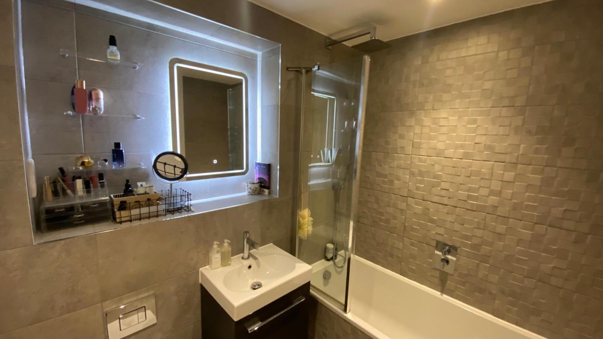 London Luxe: Stylish Studio Buitenkant foto